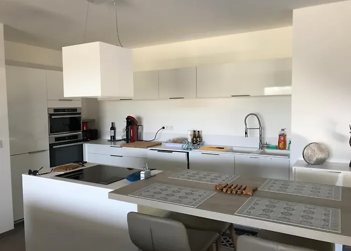 De Tourisme 5* Vecchio Porto-Vecchio (Corsica)